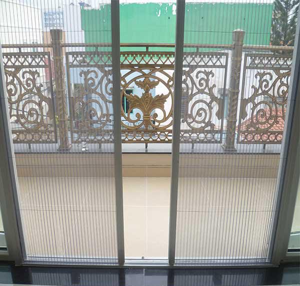 cửa chống muỗi xếp lớp
